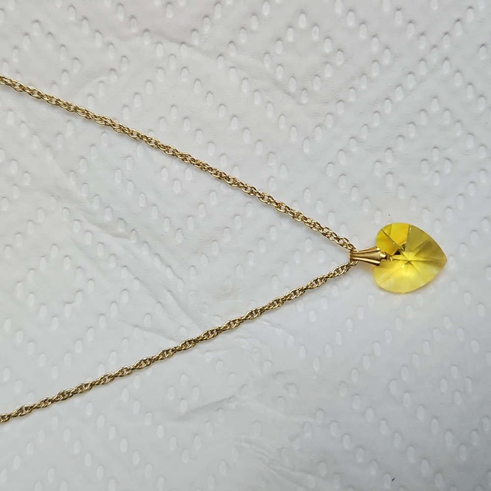 Yellow Crystal Heart Faceted Necklace / Sun Catcher -  Goldtone Chain Incl NWOT
